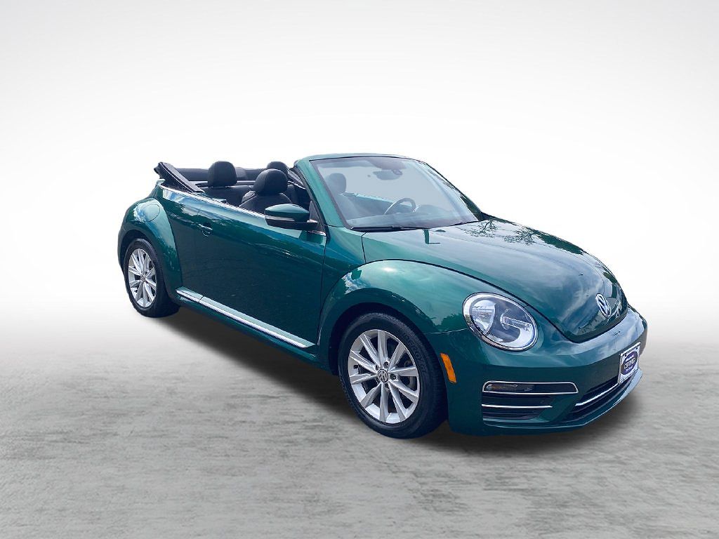 2018 Volkswagen Beetle 2.0T SE