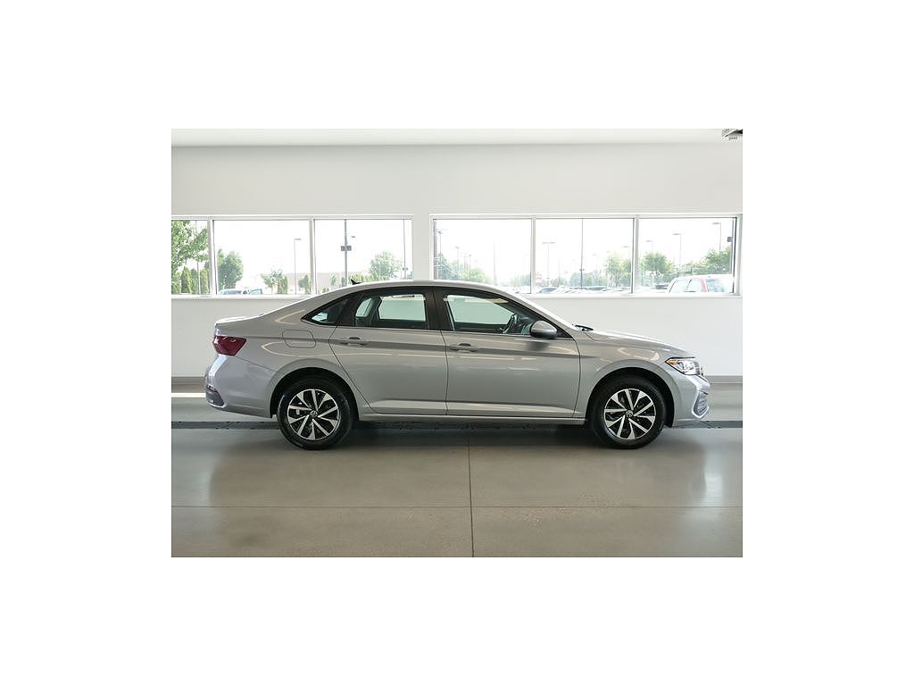 2024 Volkswagen Jetta S