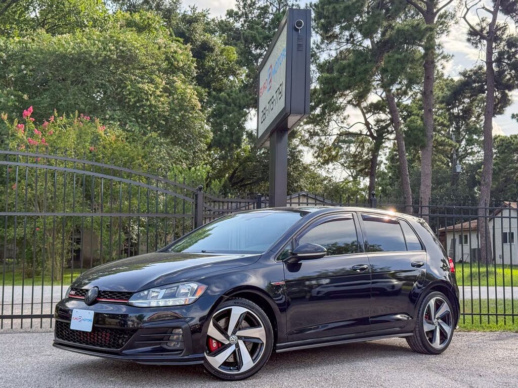 2021 Volkswagen Golf GTI SE