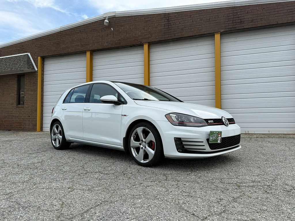 2015 Volkswagen GTI S