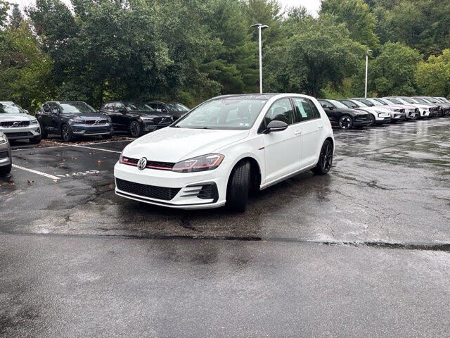 2021 Volkswagen Golf GTI SE