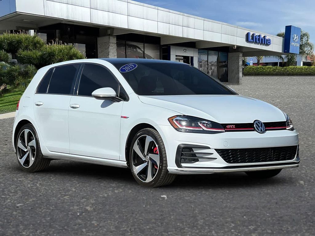 2019 Volkswagen Golf GTI 2.0T SE
