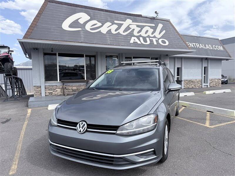 2018 Volkswagen Golf TSI S