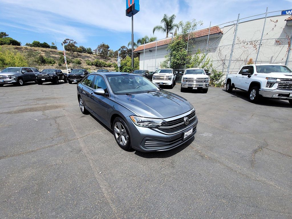 2024 Volkswagen Jetta SE