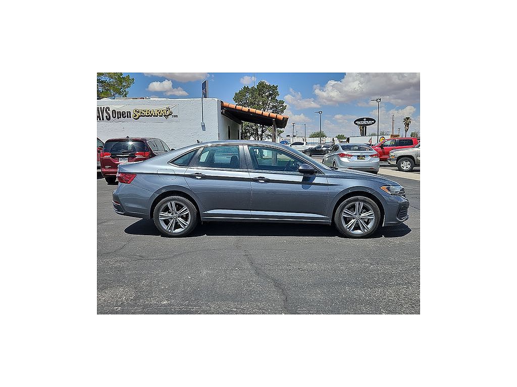 2024 Volkswagen Jetta SE