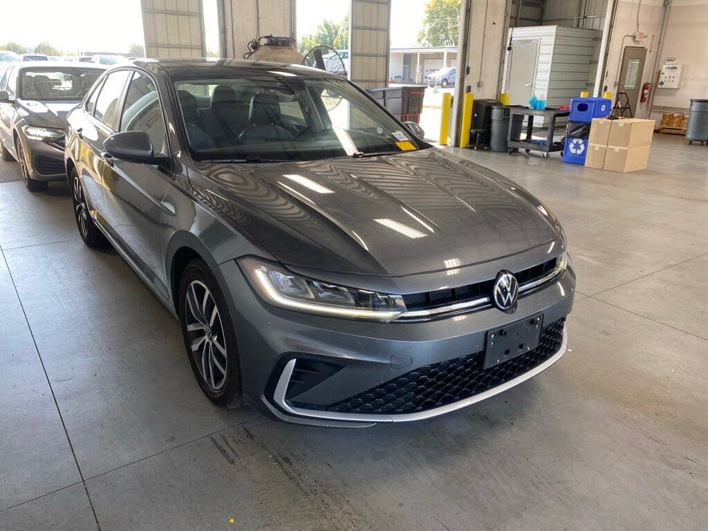 2025 Volkswagen Jetta SE