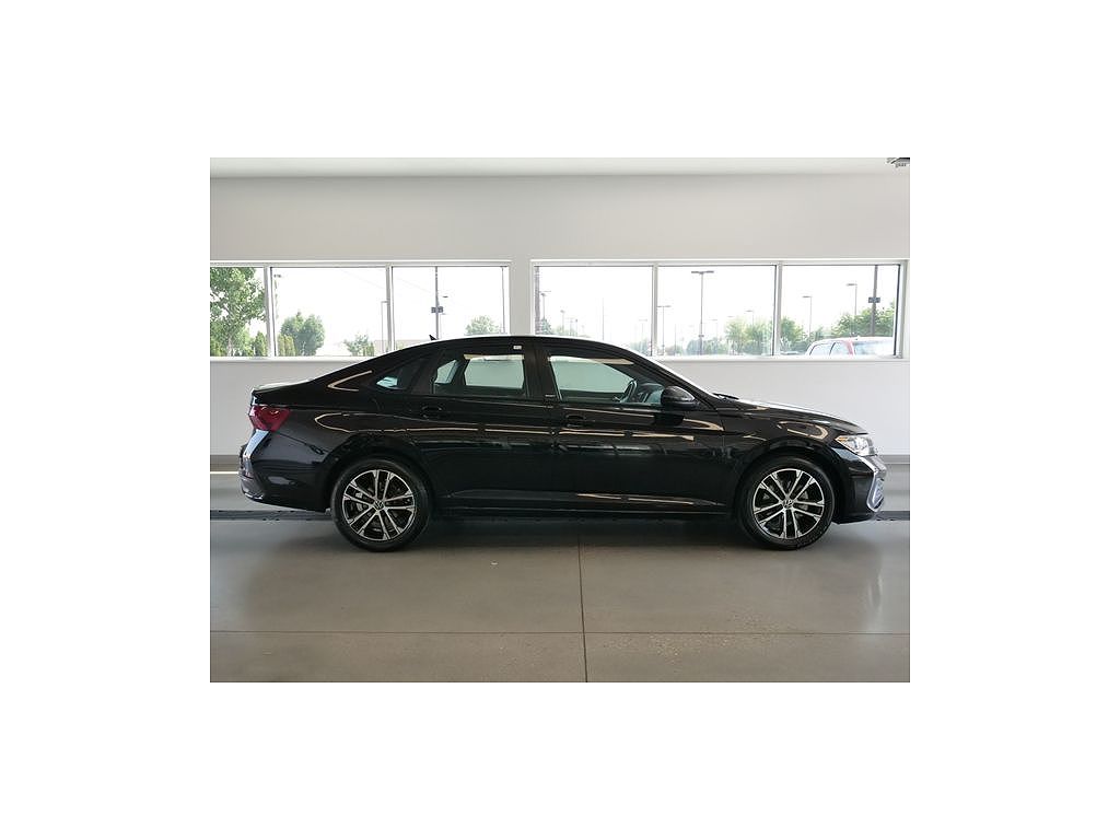2024 Volkswagen Jetta Sport