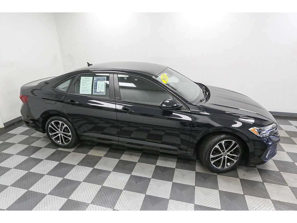 2023 Volkswagen Jetta Sport