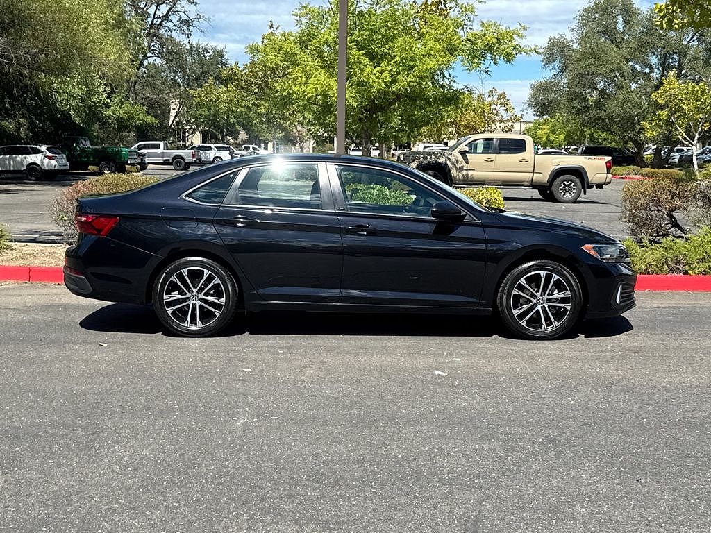 2023 Volkswagen Jetta Sport