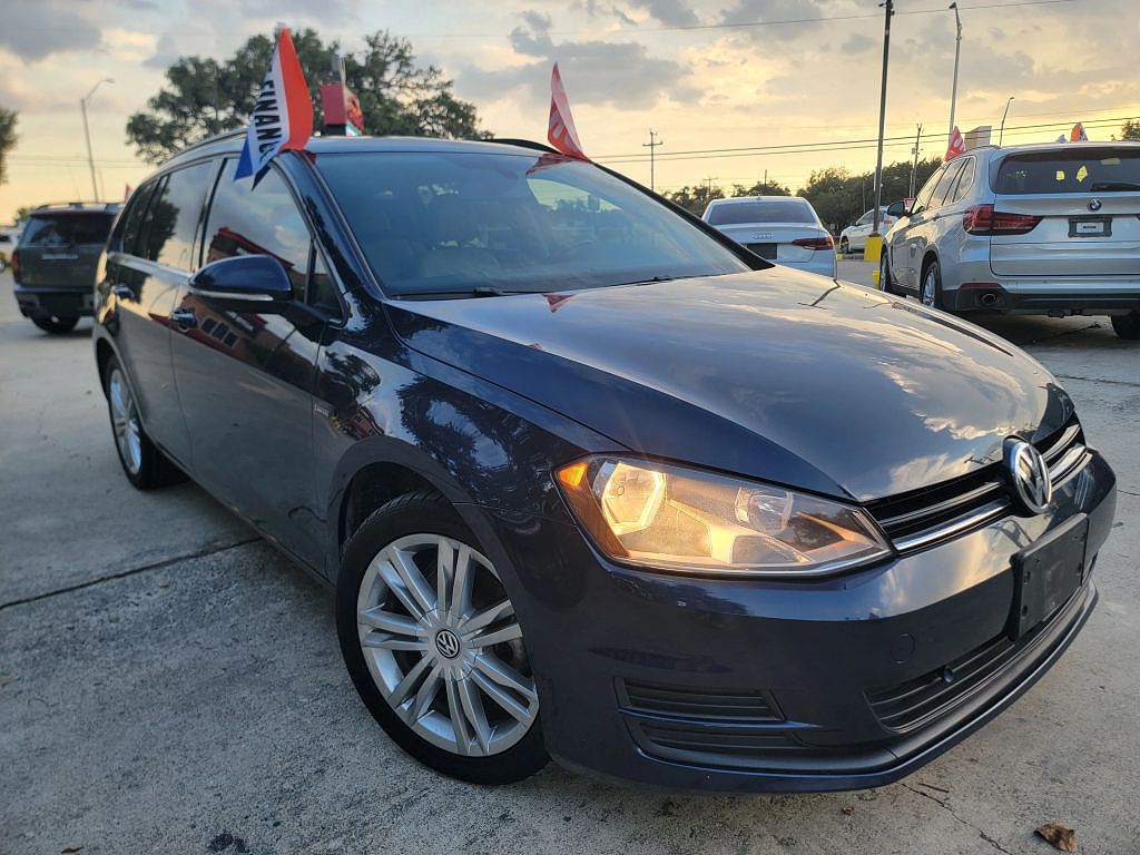 2016 Volkswagen Golf TSI S