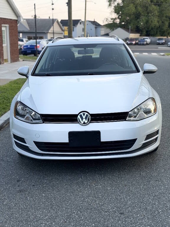 2016 Volkswagen Golf SportWagen TSI SE
