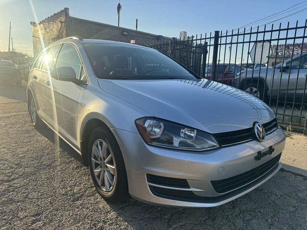 2016 Volkswagen Golf SportWagen S