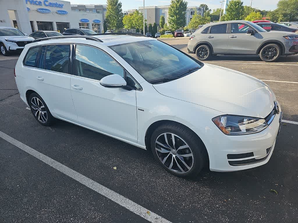 2016 Volkswagen Golf TSI S