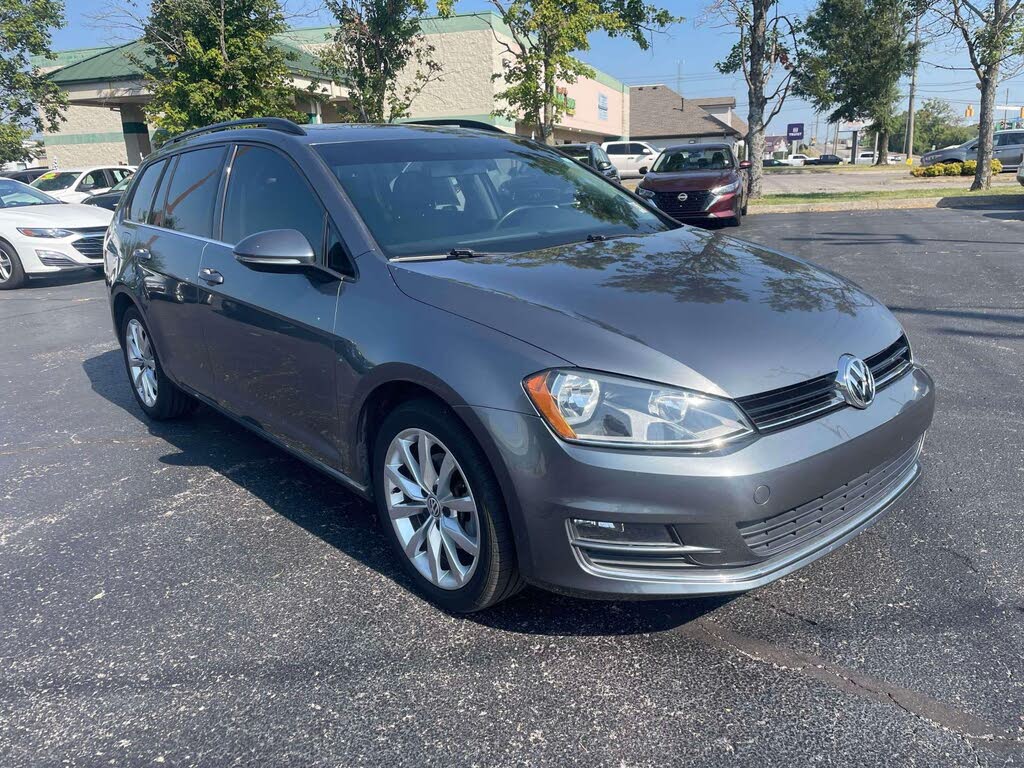 2016 Volkswagen Golf TSI SE