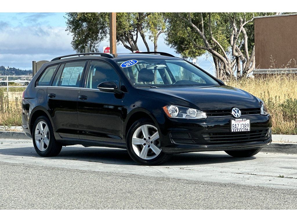 2015 Volkswagen Golf Sportwagen S