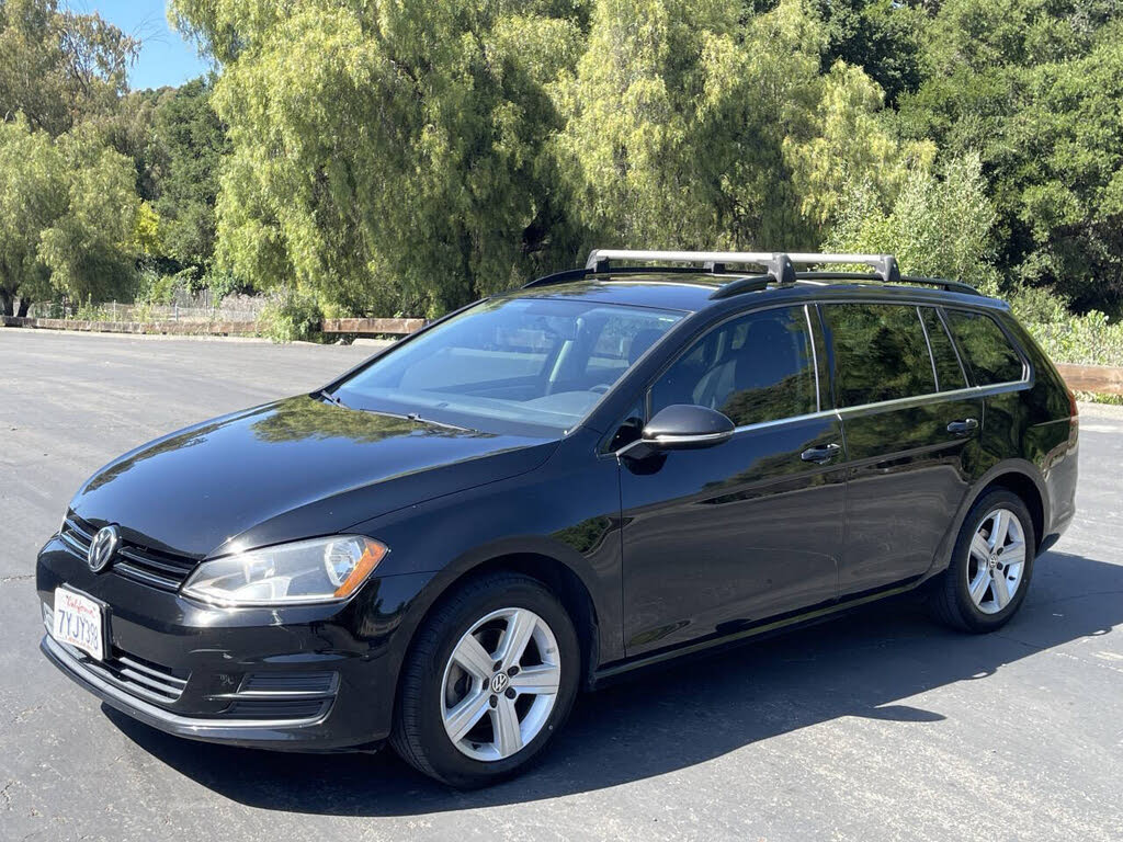 2015 Volkswagen Golf SportWagen TDI S