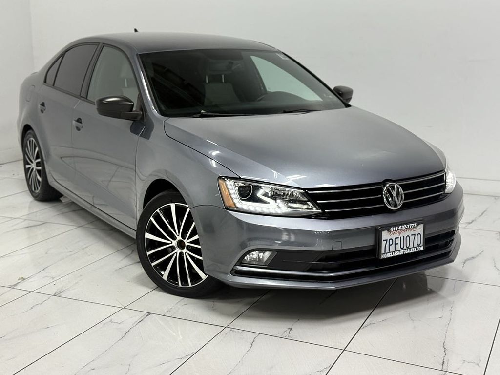 2016 Volkswagen Jetta Sedan 1.8T Sport