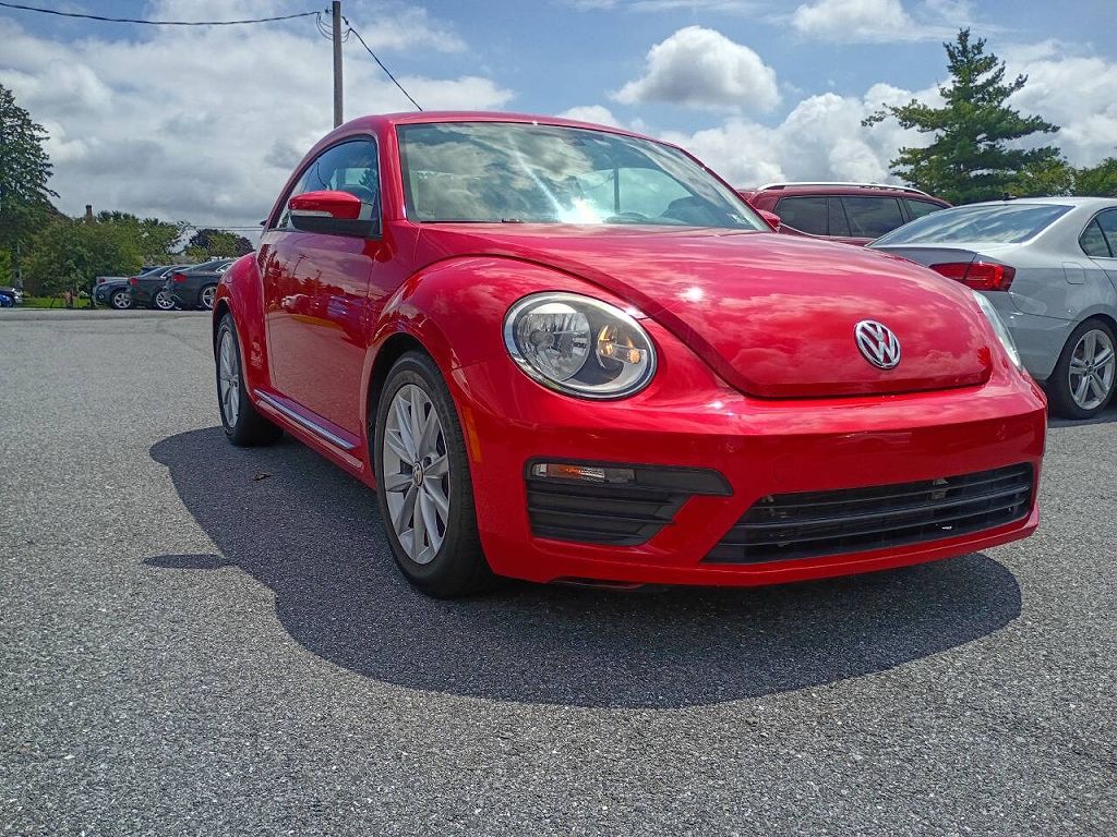 2018 Volkswagen Beetle 2.0T Coast