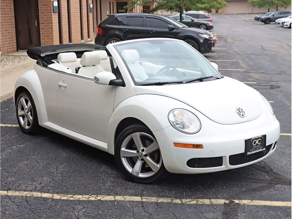 2007 Volkswagen New Beetle Triple White