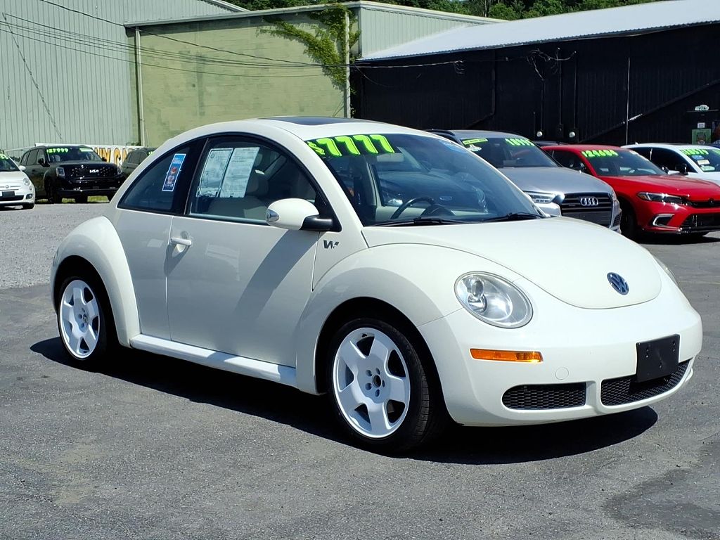 2008 Volkswagen New Beetle Triple White PZEV