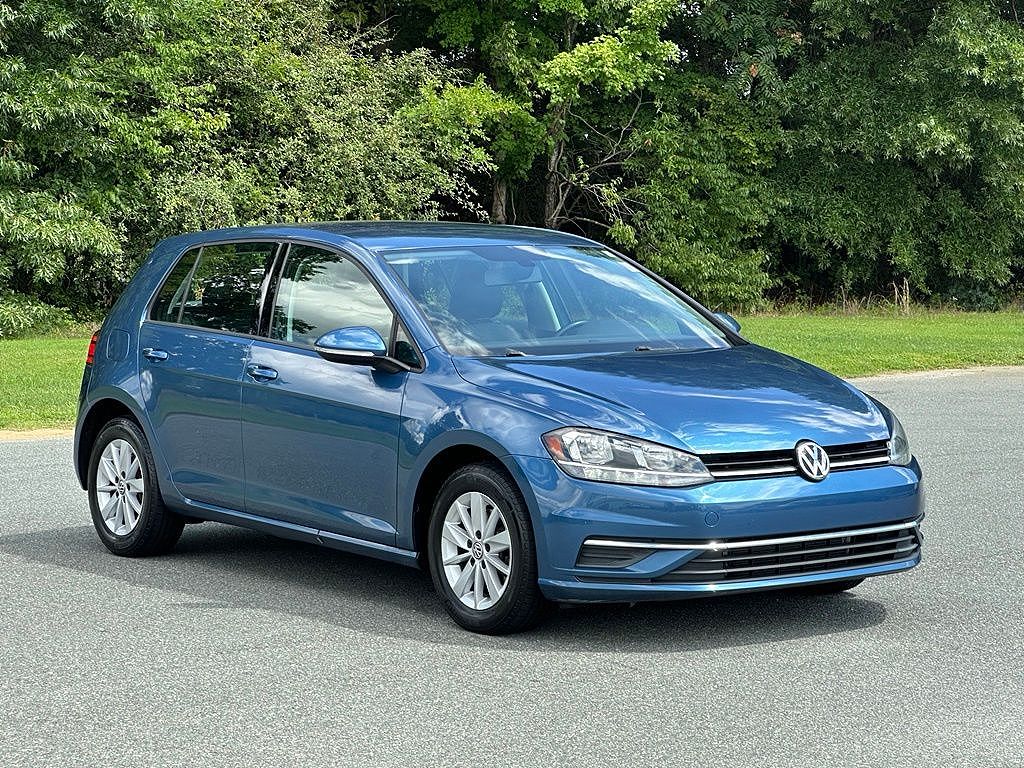 2018 Volkswagen Golf TSI SE