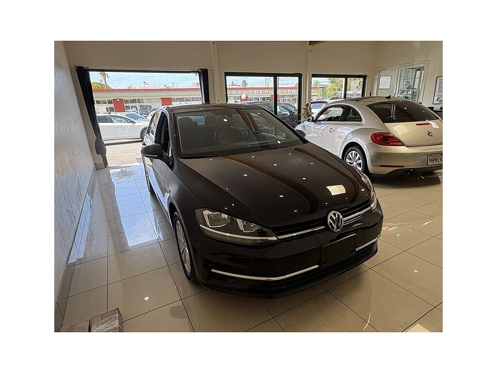 2020 Volkswagen Golf TSI
