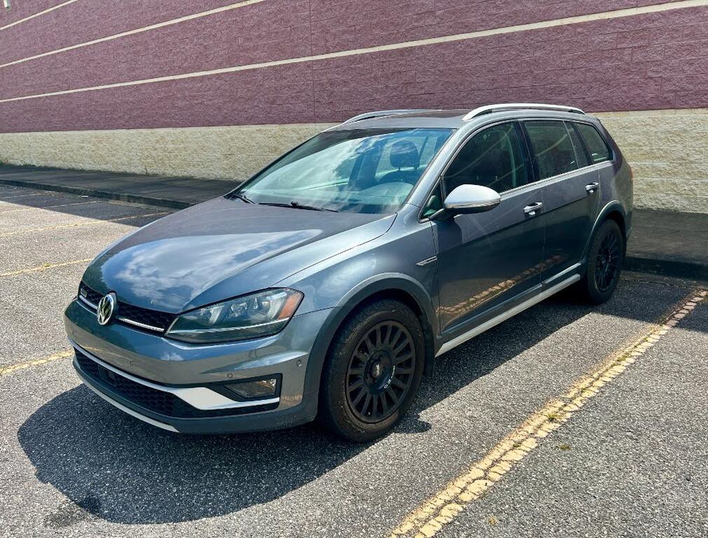 2017 Volkswagen Golf Alltrack TSI S