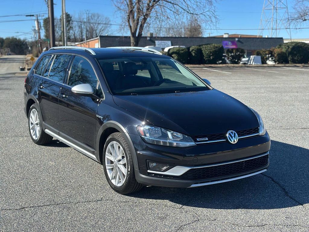 2018 Volkswagen Golf TSI S