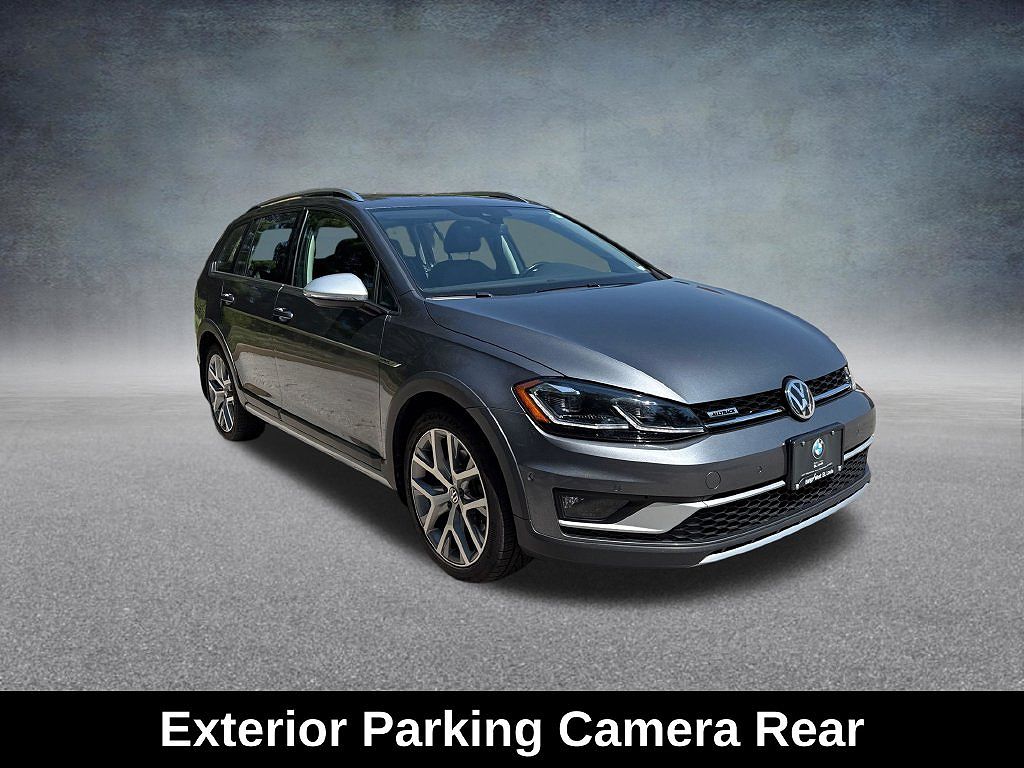 2018 Volkswagen Golf TSI S