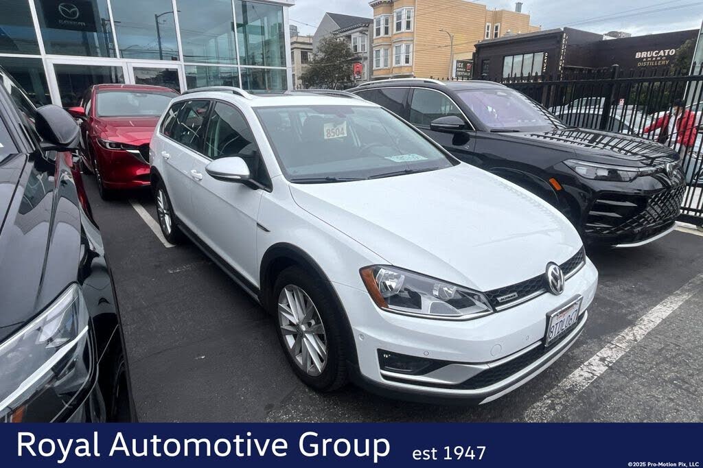 2017 Volkswagen Golf Alltrack TSI S
