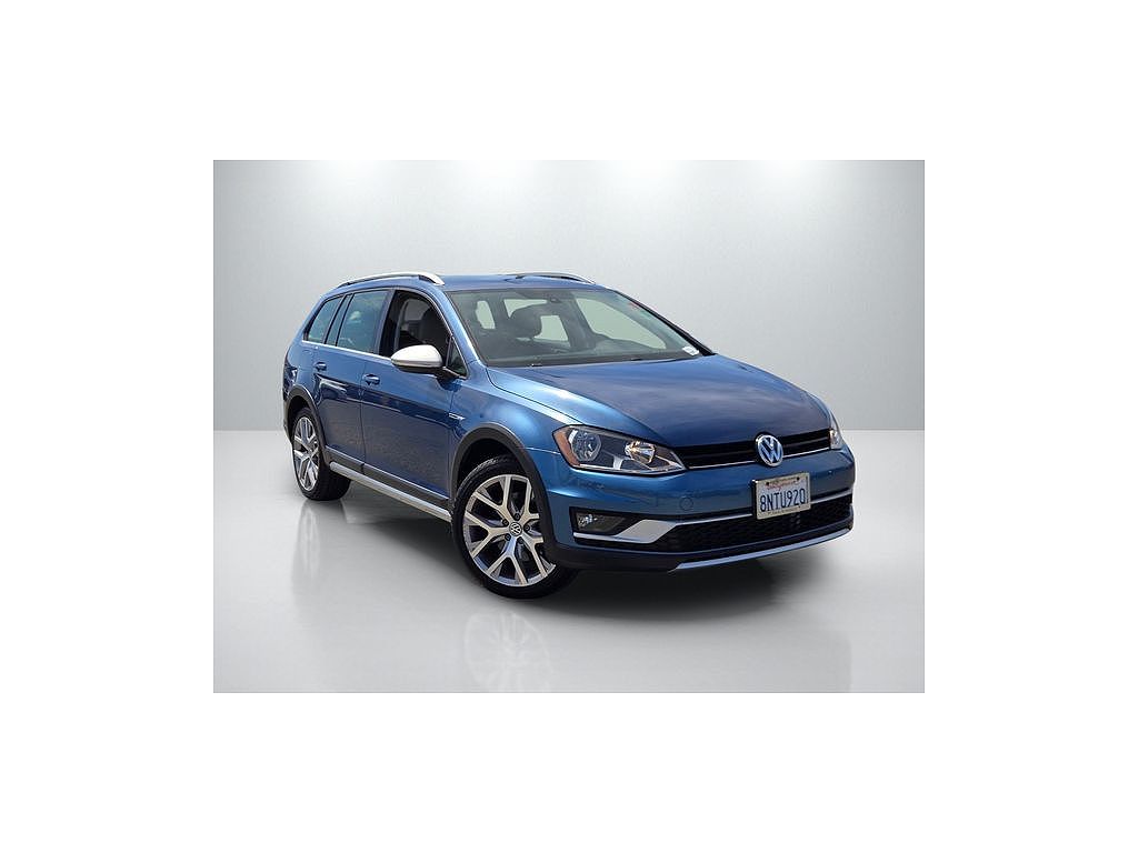 2017 Volkswagen Golf TSI S
