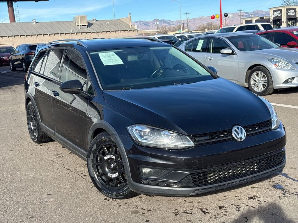 2019 Volkswagen Golf TSI S