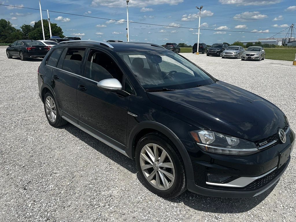 2019 Volkswagen Golf TSI SE