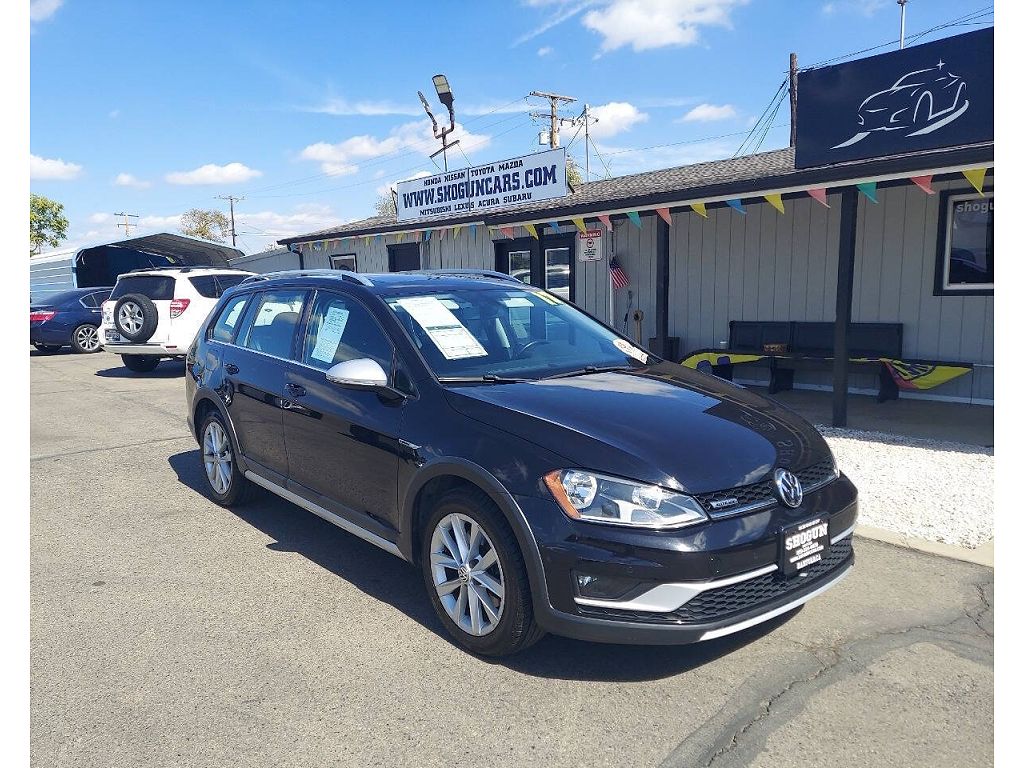 2017 Volkswagen Golf TSI S