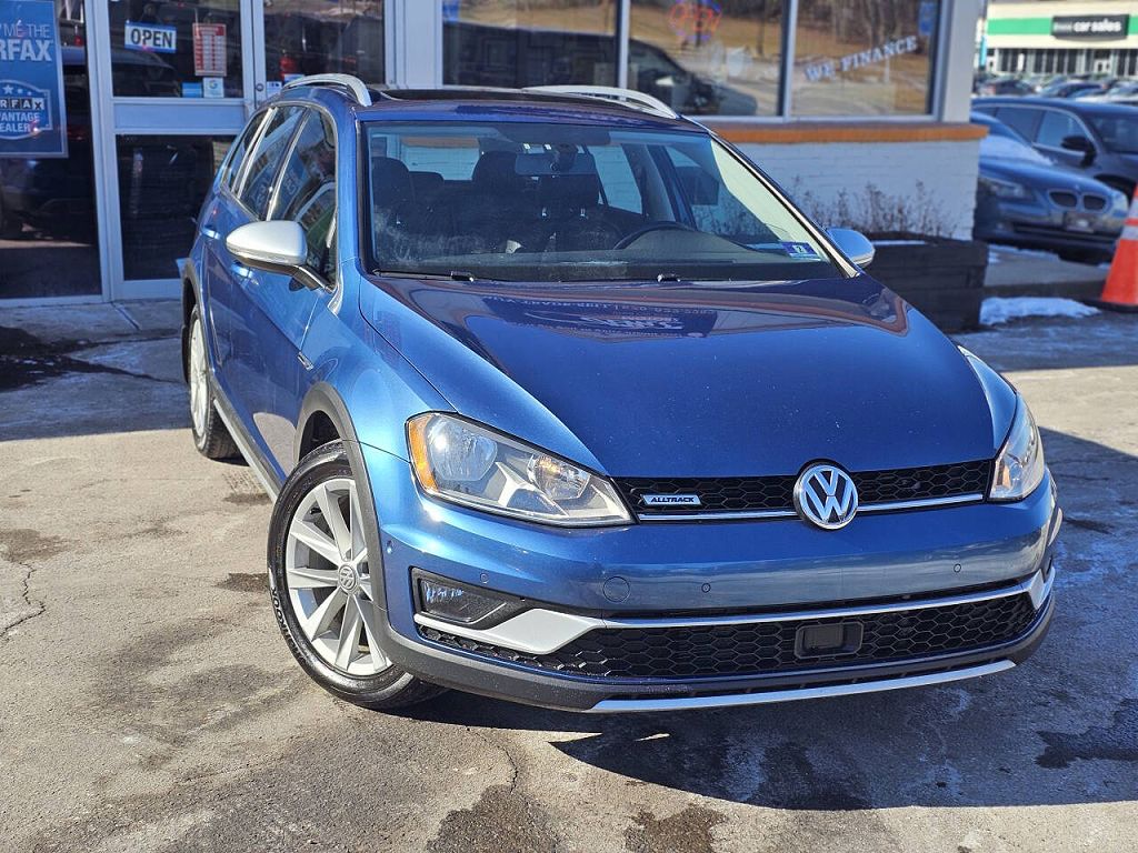 2017 Volkswagen Golf TSI S