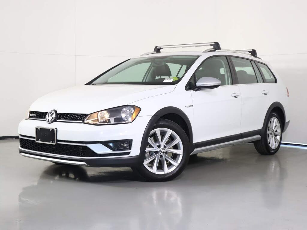 2017 Volkswagen Golf TSI S
