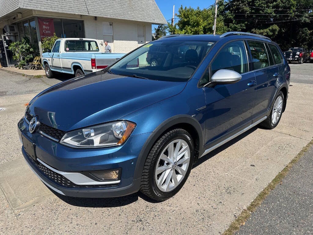 2017 Volkswagen Golf Alltrack TSI S
