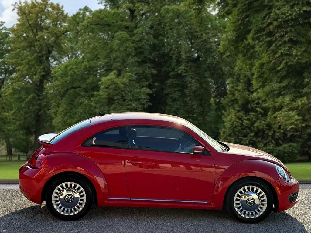 2016 Volkswagen Beetle 1.8T SE