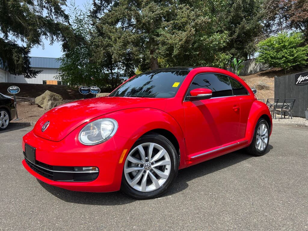 2015 Volkswagen Beetle TDI w/Sunroof, Sound, Navigation
