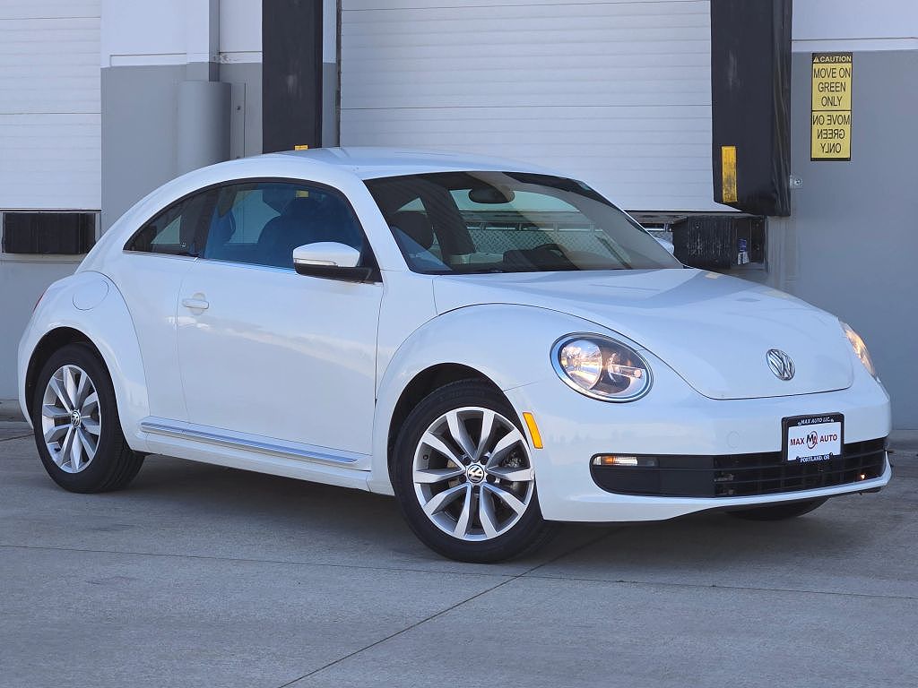 2015 Volkswagen Beetle TDI w/Sunroof, Sound, Navigation