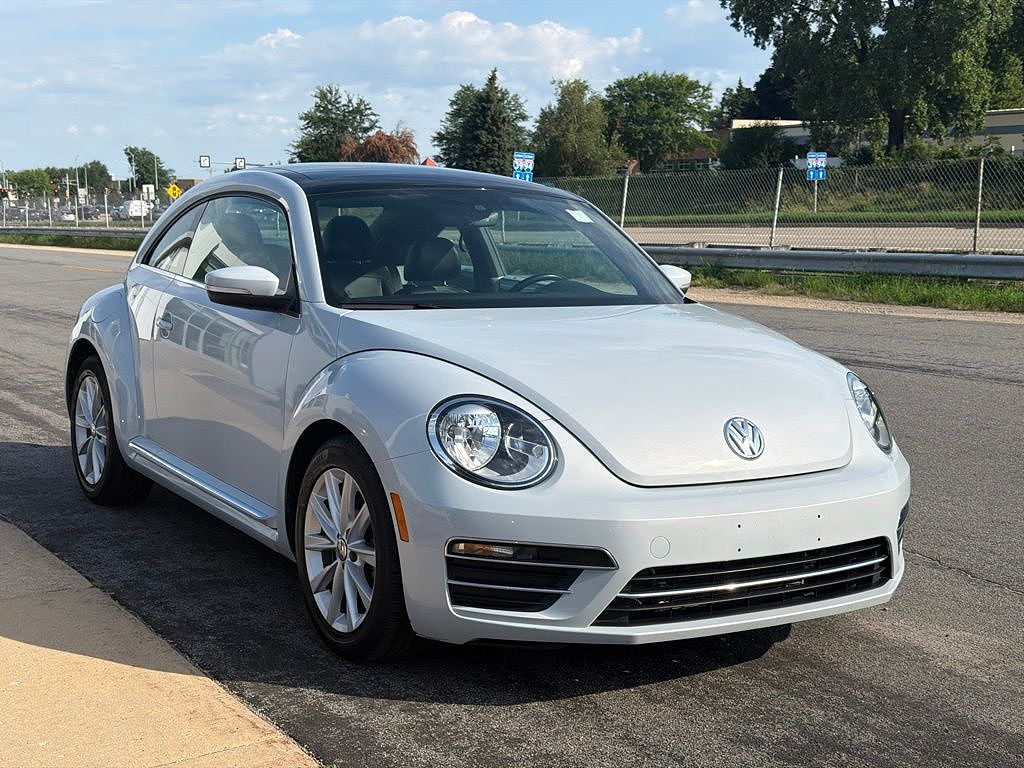 2019 Volkswagen Beetle 2.0T SE