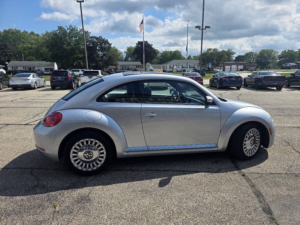 2013 Volkswagen Beetle 2.5L PZEV