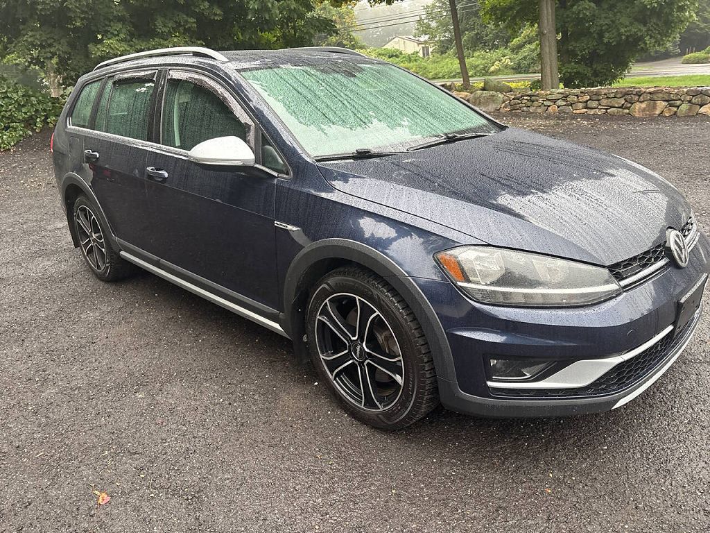 2019 Volkswagen Golf TSI S