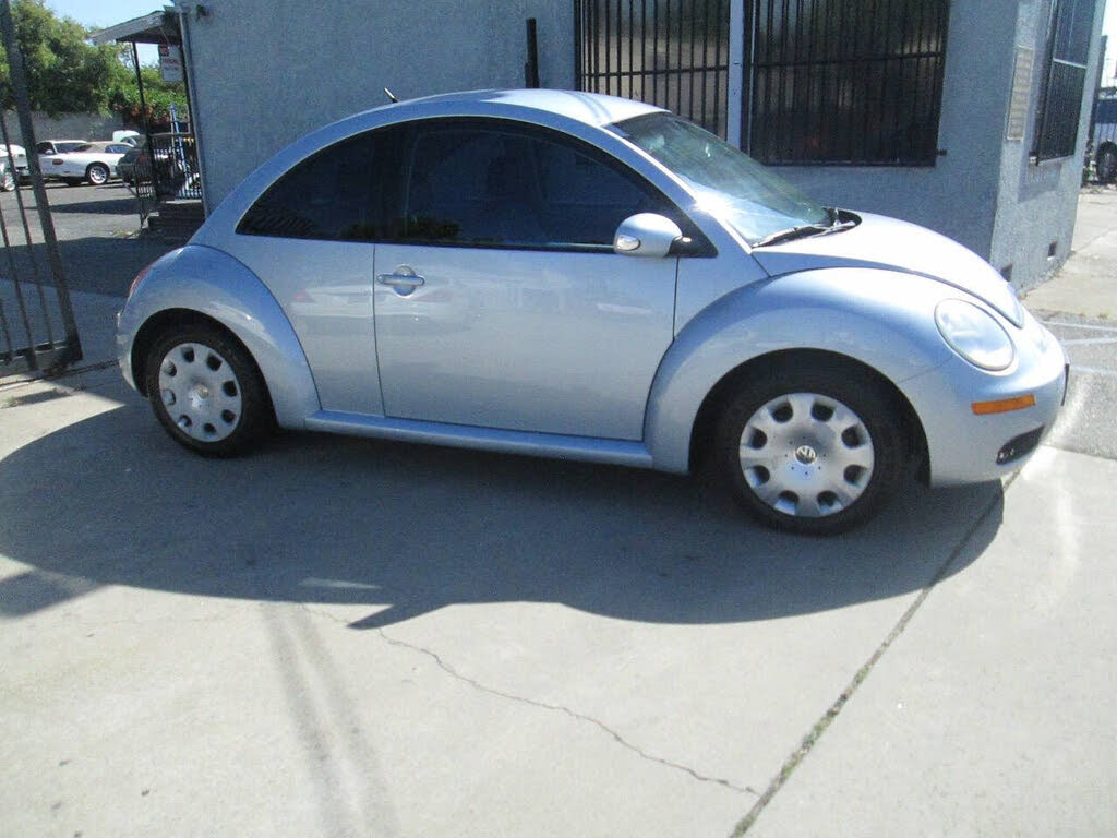 2010 Volkswagen New Beetle 2.5L PZEV