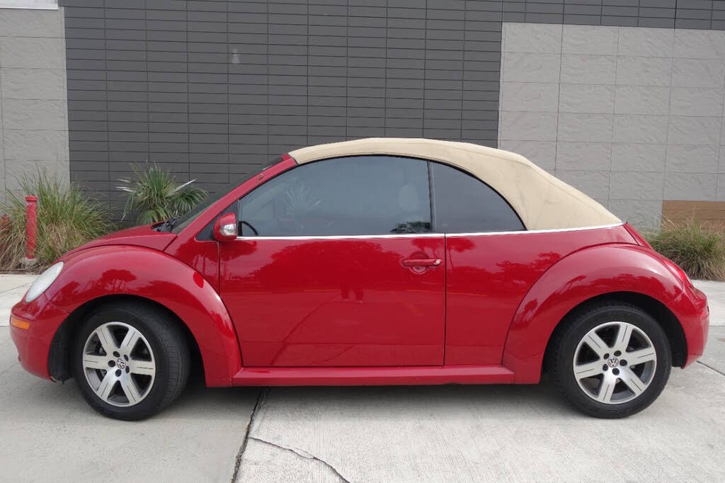2006 Volkswagen New Beetle 2.5