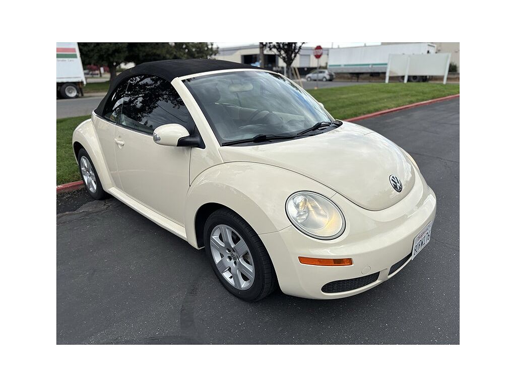 2007 Volkswagen New Beetle 2.5