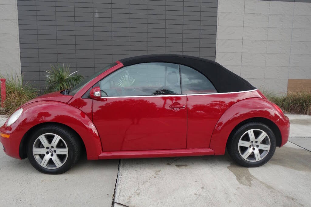 2006 Volkswagen New Beetle 2.5