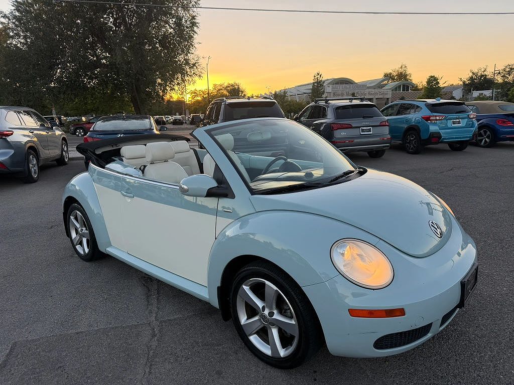 2010 Volkswagen New Beetle 2.5L PZEV