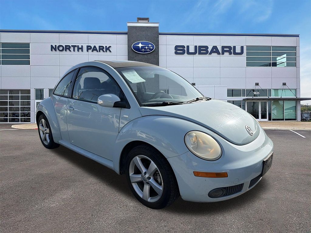 2010 Volkswagen New Beetle 2.5L