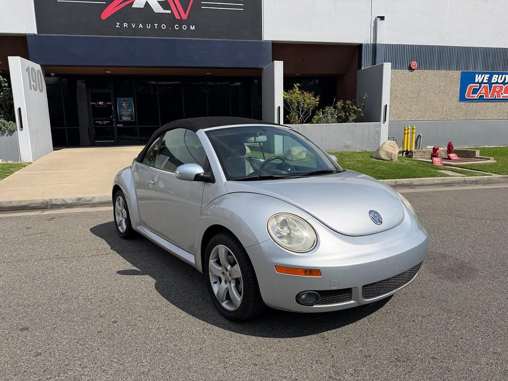 2006 Volkswagen New Beetle 2.5